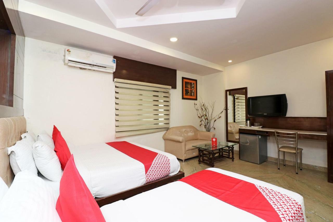 Oyo 30698 Hari Om Guest House Jādabpur Eksteriør bilde