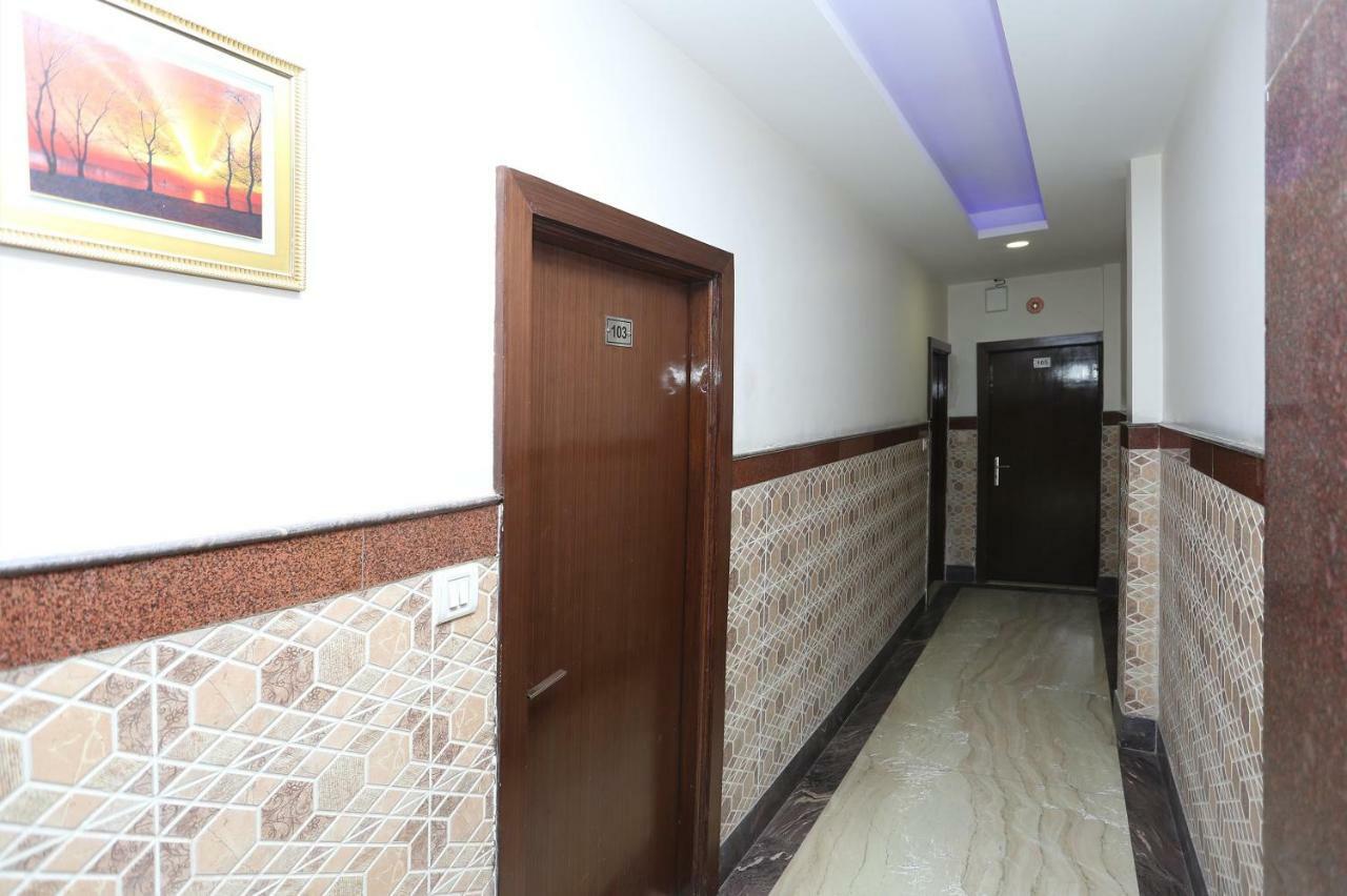 Oyo 30698 Hari Om Guest House Jādabpur Eksteriør bilde