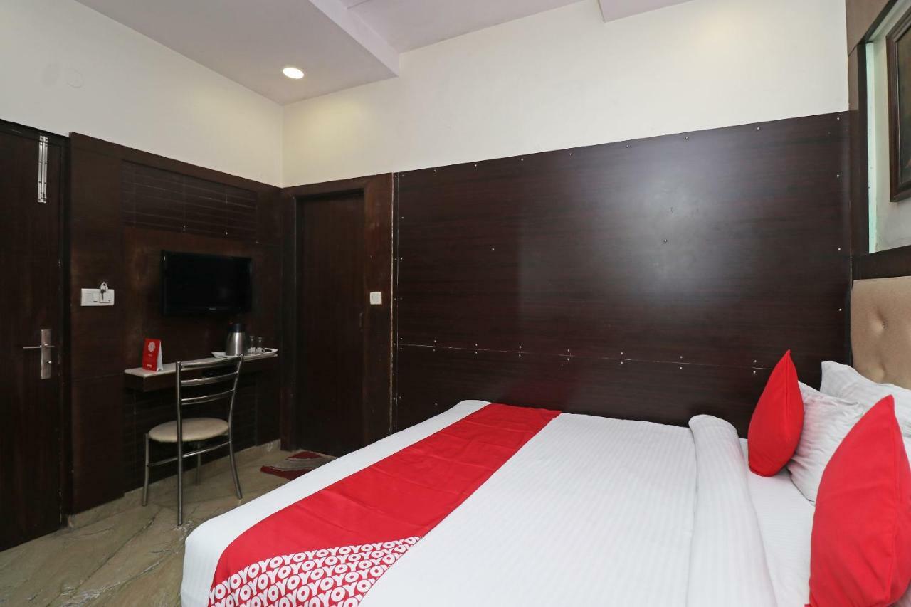 Oyo 30698 Hari Om Guest House Jādabpur Eksteriør bilde