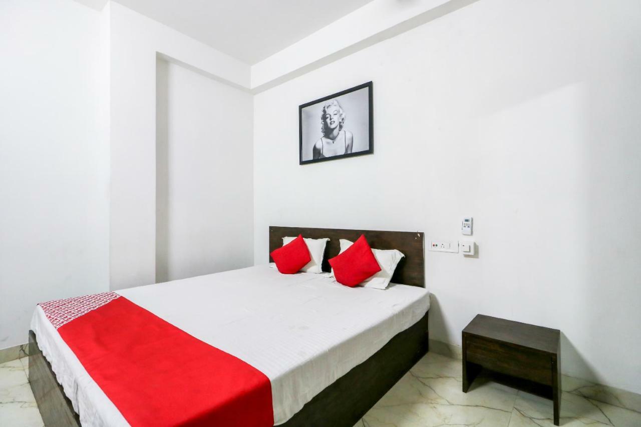 Oyo 30698 Hari Om Guest House Jādabpur Eksteriør bilde